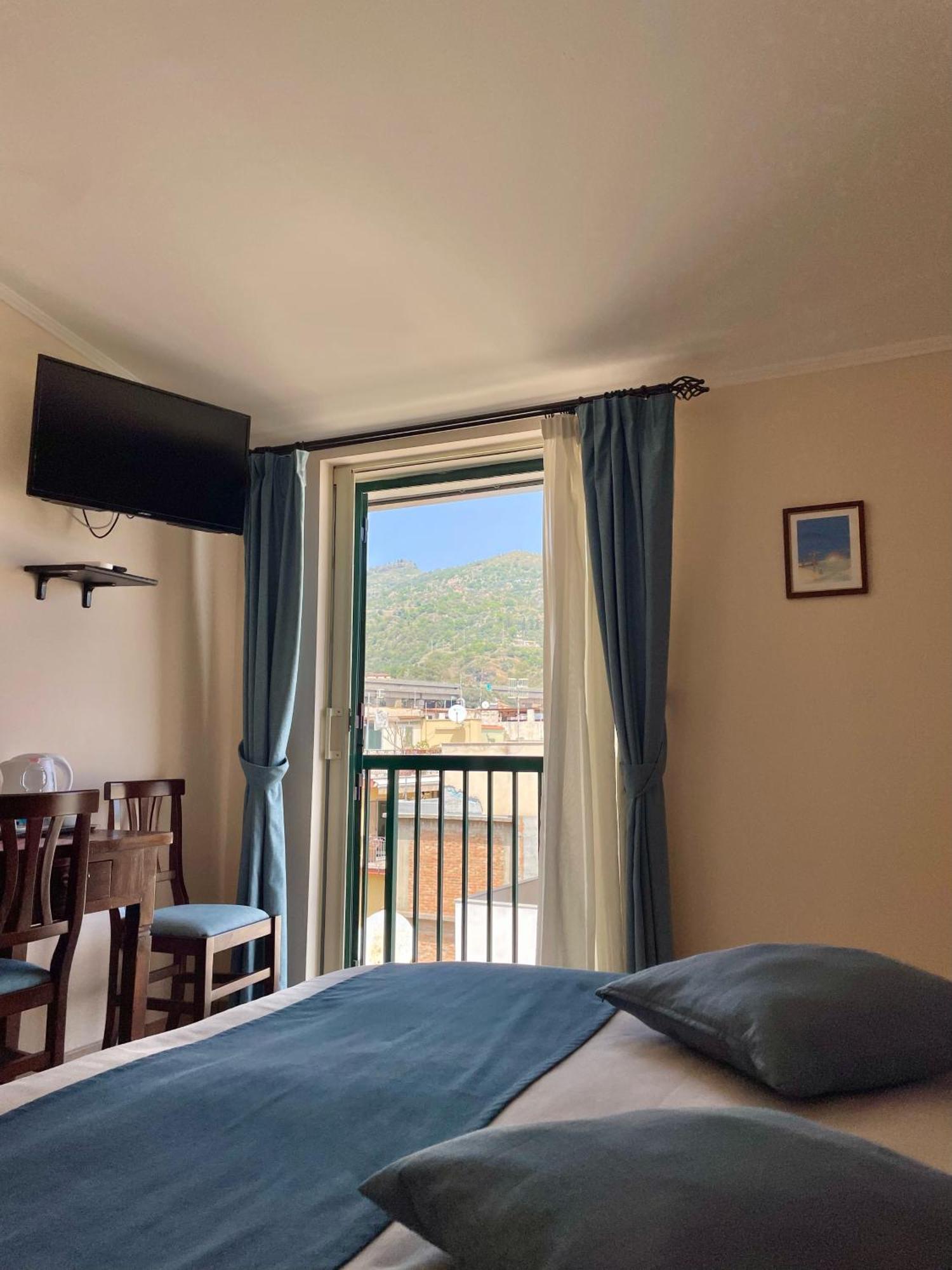 Casa Famiani Bed & Breakfast Letojanni Dış mekan fotoğraf